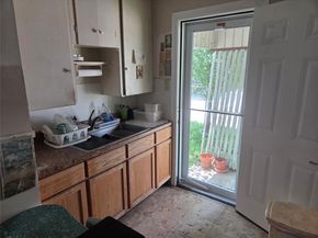 900 E 53rd ST, Austin TX 78751