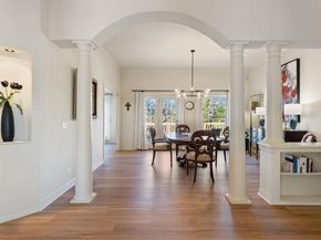 123 Clubhouse DR, Lakeway TX 78734