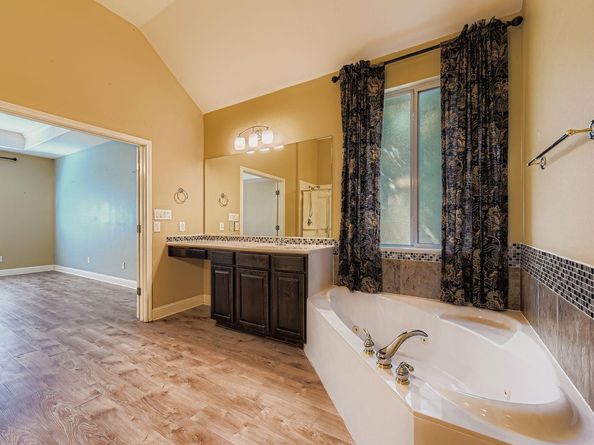 7517 Seneca Falls LOOP, Austin TX 78739