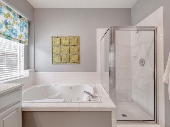 16809 Willow Oak LN, Round Rock TX 78681