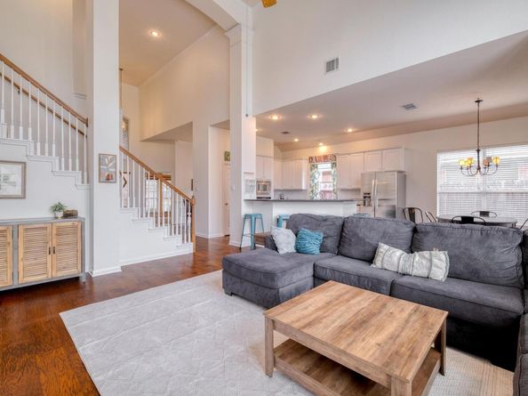 16809 Willow Oak LN, Round Rock TX 78681