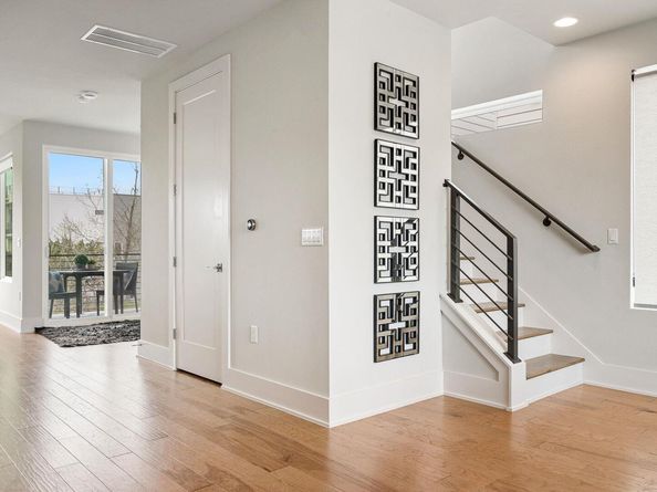 7921 Floracita LN 26, Austin TX 78735