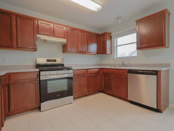 1712 Southwestern DR, Round Rock TX 78664