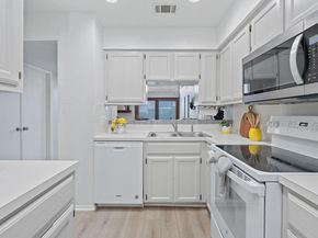 3801 Menchaca RD 31, Austin TX 78704