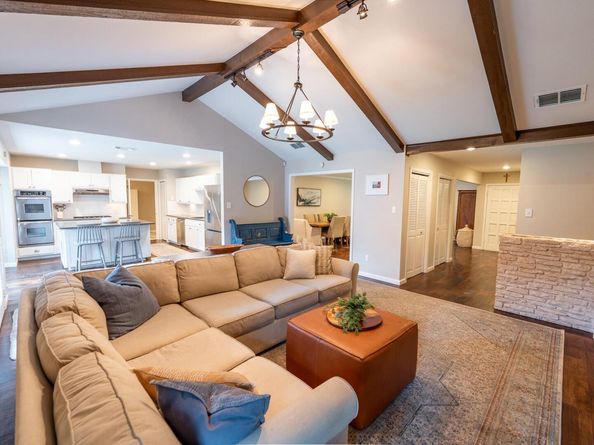 4902 Travis Country CIR, Austin TX 78735