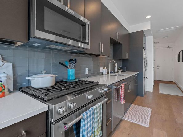 222 West Ave 1001, Austin TX 78701