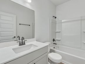 120 Ventura DR, Liberty Hill TX 78642