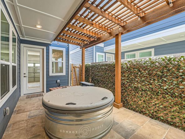3213 Zach Scott ST, Austin TX 78723
