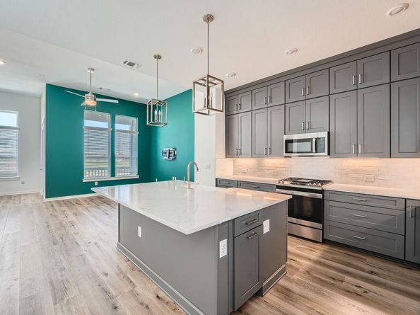 3213 Zach Scott ST, Austin TX 78723