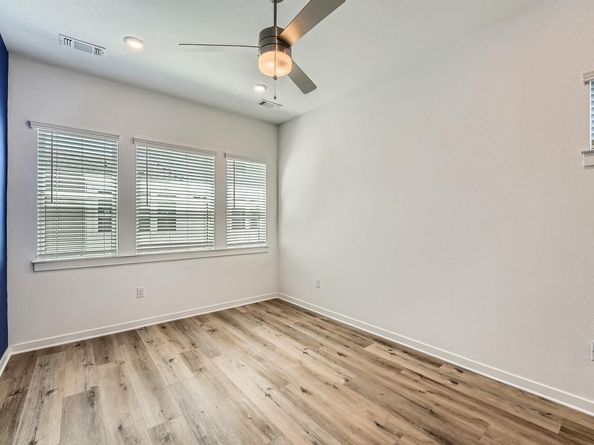 3213 Zach Scott ST, Austin TX 78723