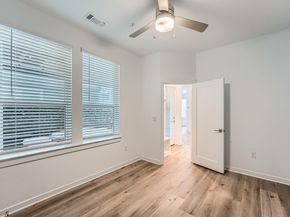 3213 Zach Scott ST, Austin TX 78723