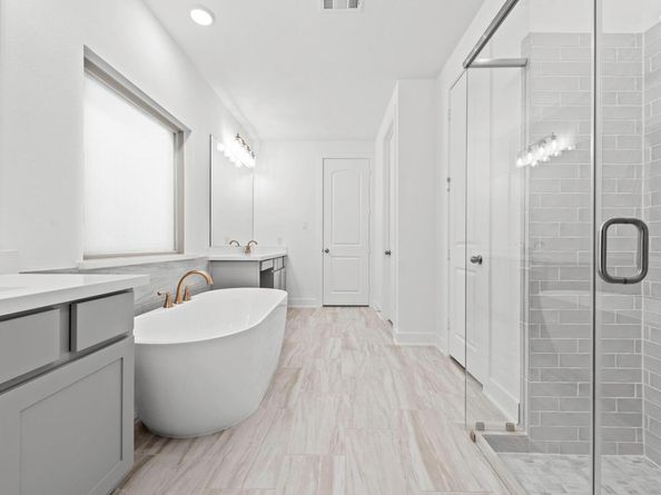 8013 Royal Mint CV, Lago Vista TX 78645