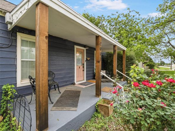 2007 S Church ST, Georgetown TX 78626