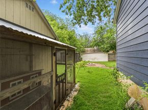 2007 S Church ST, Georgetown TX 78626