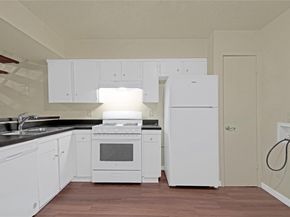 3454 Willowrun DR 4, Austin TX 78704