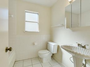 3908 Holt DR, Austin TX 78749
