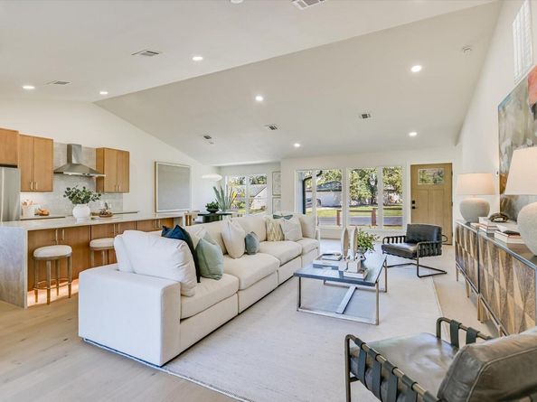 2401 Rogge LN, Austin TX 78723