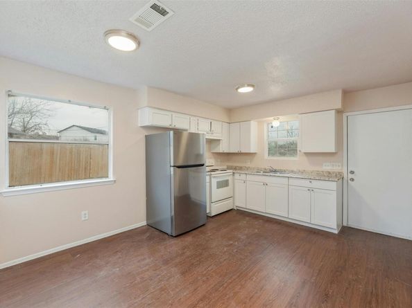 8412 Garcreek CIR, Austin TX 78724