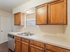 8412 Garcreek CIR, Austin TX 78724