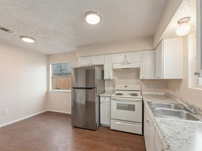 8412 Garcreek CIR, Austin TX 78724