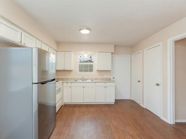 8412 Garcreek CIR, Austin TX 78724
