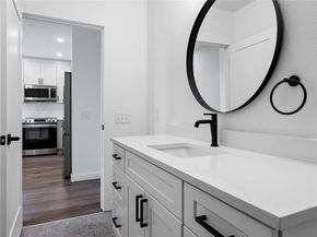 1800 E 4th ST 295, Austin TX 78702