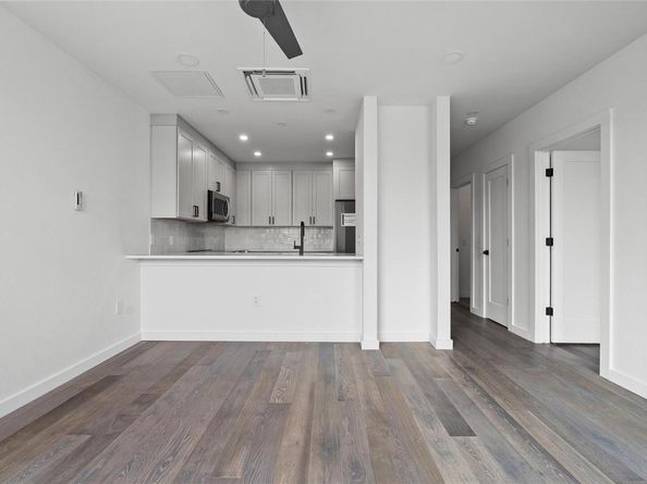 1800 E 4th ST 295, Austin TX 78702