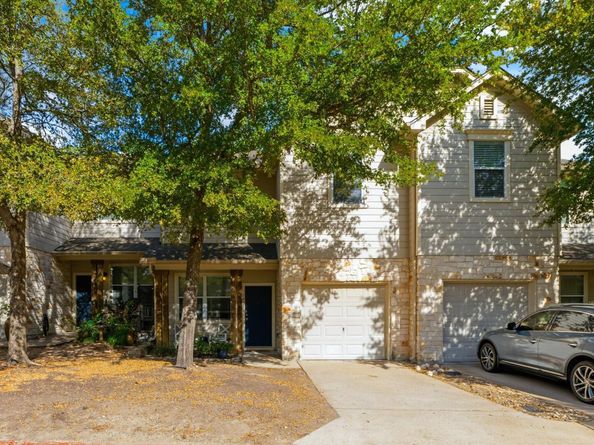 512 Eberhart LN 1905, Austin TX 78745