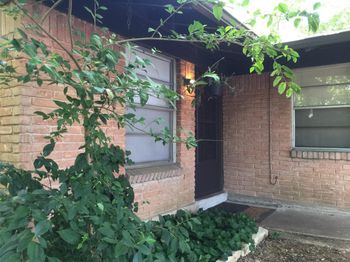 2403 Sherwood LN