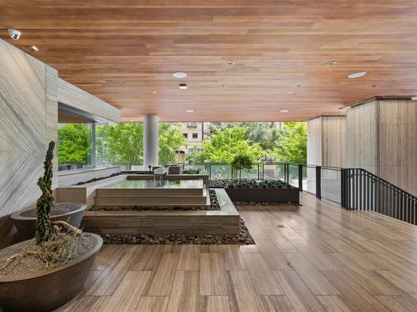 501 West Ave 2202, Austin TX 78701