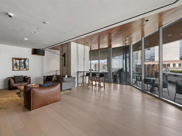 501 West Ave 2202, Austin TX 78701