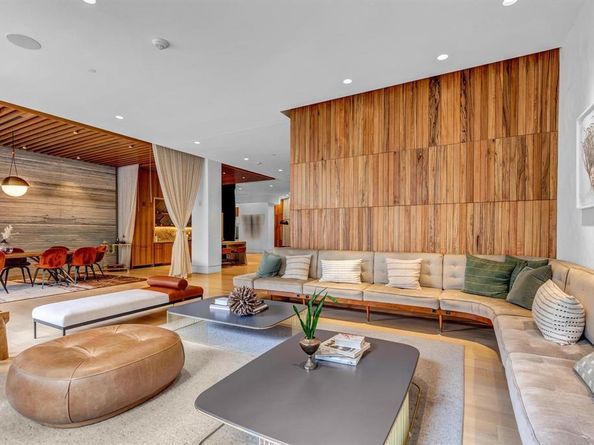 501 West Ave 2202, Austin TX 78701