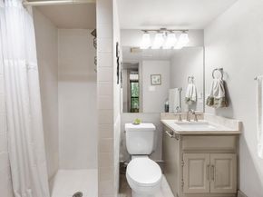 510 W 18TH St 113, Austin TX 78701