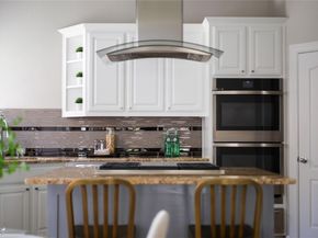 9817 Royal New Kent DR, Austin TX 78717