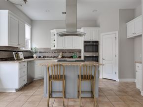 9817 Royal New Kent DR, Austin TX 78717
