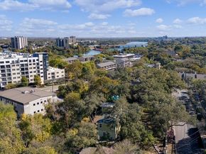 212 Bonnieview ST, Austin TX 78704