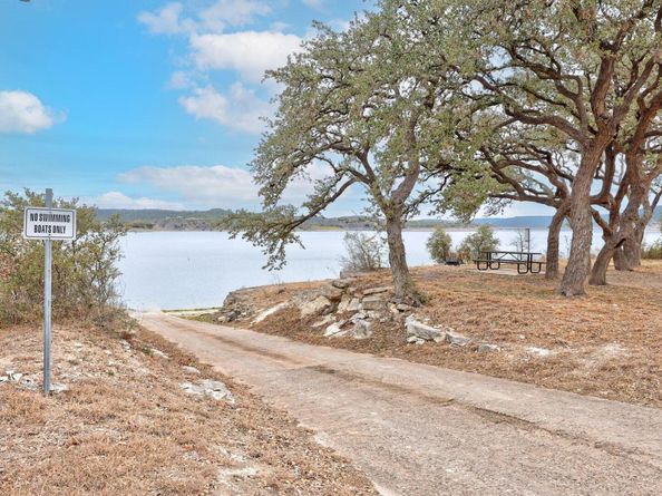 5506 Longhorn Lndg, Austin TX 78734