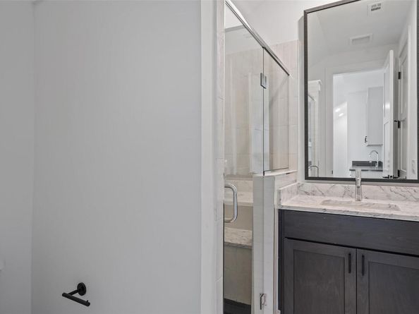 1719 Spyglass DR 1, Austin TX 78746