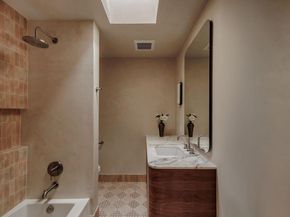 2329 Campden DR, Austin TX 78745