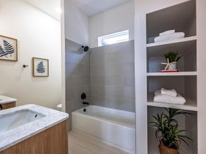 8111 Elkhorn Mountain TRL, Austin TX 78729