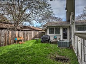11902 Broad Oaks DR, Austin TX 78759