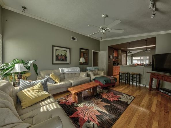 11902 Broad Oaks DR, Austin TX 78759