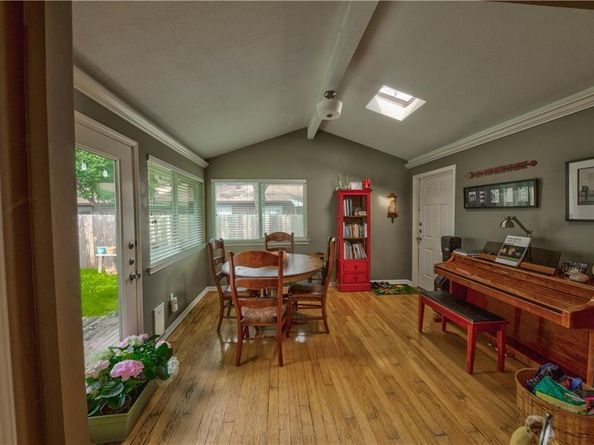 11902 Broad Oaks DR, Austin TX 78759
