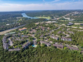 6000 Shepherd Mountain CV
