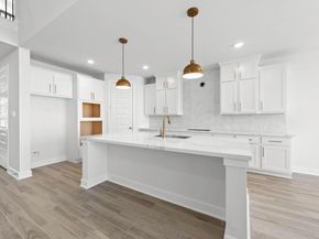 8004 Royal Mint CV, Lago Vista TX 78645