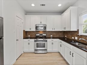 1708 Rockland DR 177, Austin TX 78748
