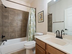 6006 Seville DR, Austin TX 78724