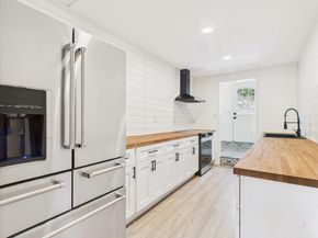 6108 Shadow Valley DR A & B, Austin TX 78731
