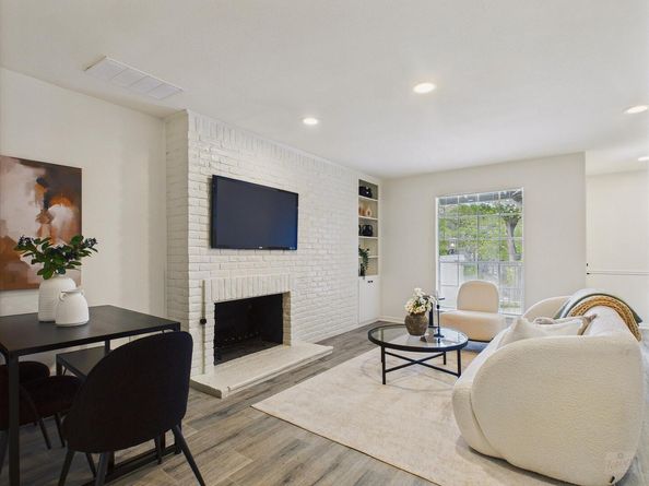 6108 Shadow Valley DR A & B, Austin TX 78731