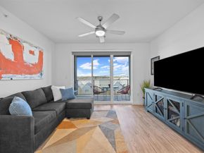 4801 Springdale RD 1401, Austin TX 78723